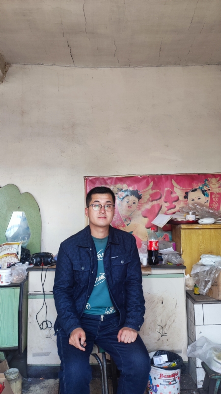 单身小王的第一张照片--原平认干亲服务网